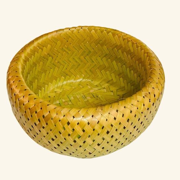 Bambu Handwoven Bamboo Bowl | Eco-Friendly Decor - Picture 2 of 4